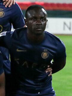 马内率塞内加尔首夺非洲杯:2022喀麦隆决赛点球绝杀的历史时刻